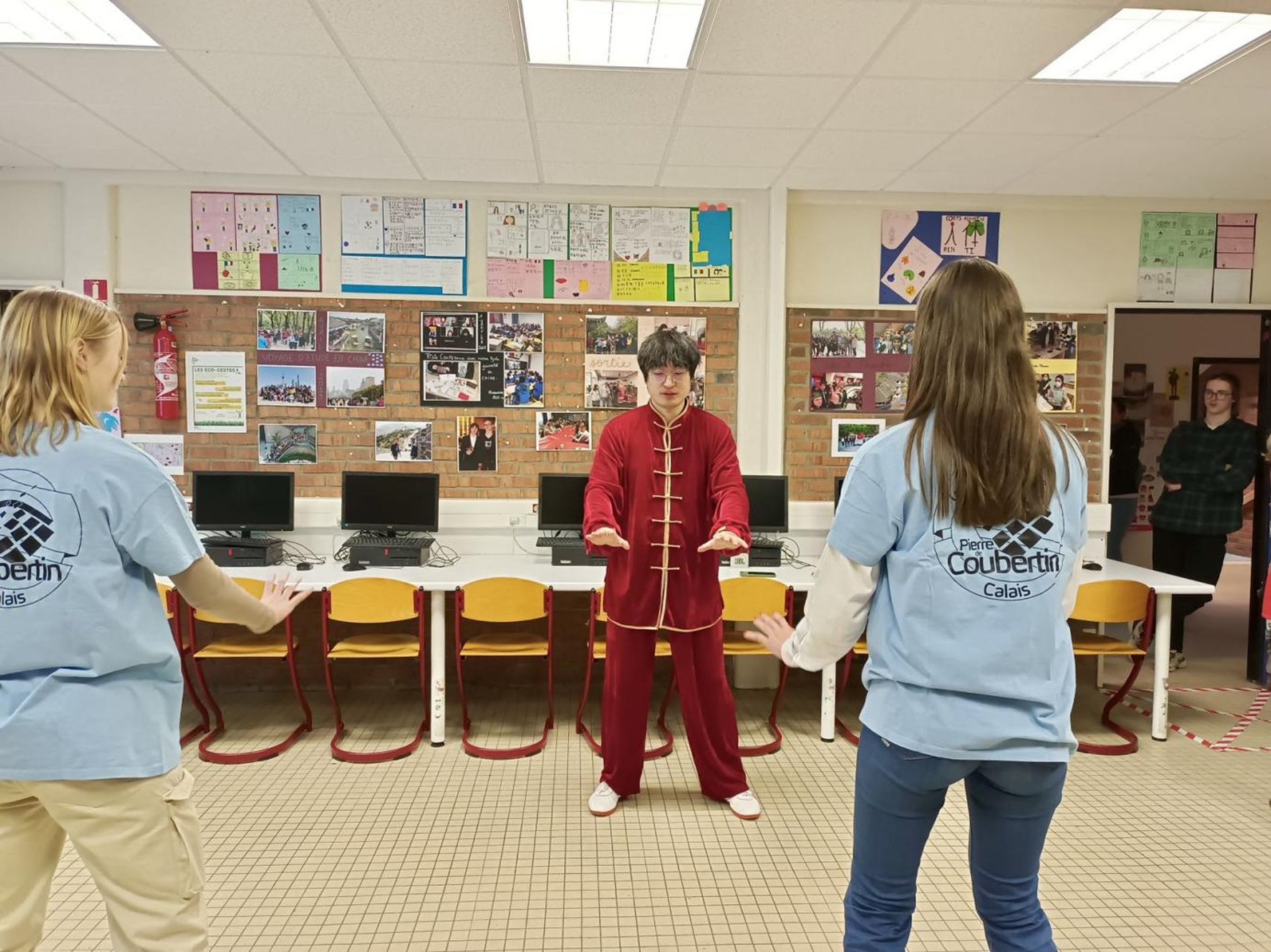 8f4bdefc6ae6242d79961c2f43aa45d 8f4bdefc6ae6242d79961c2f43aa45d